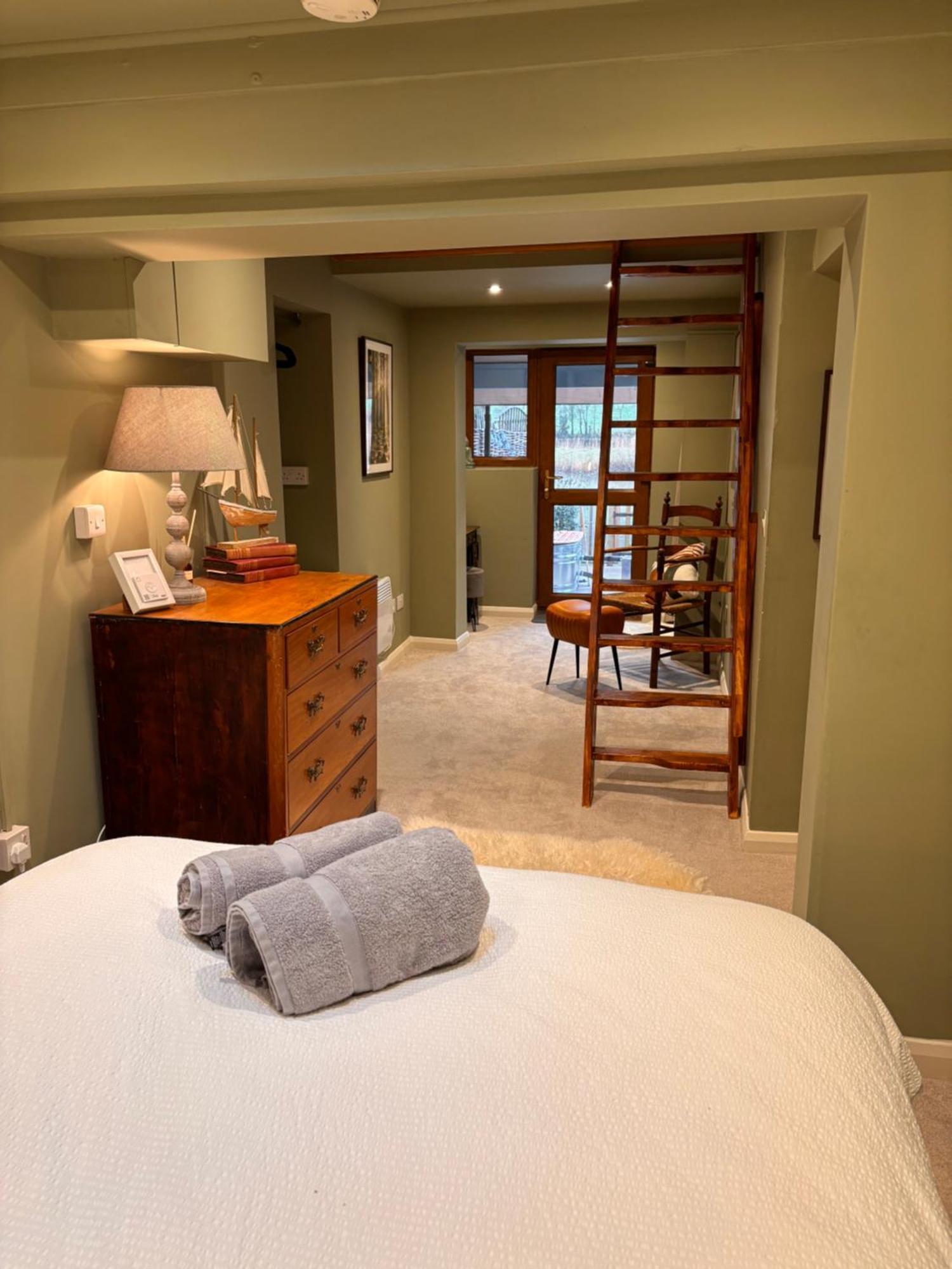 Viaduct River View & Outdoor Bath - Couples Retreat Calstock Exterior photo