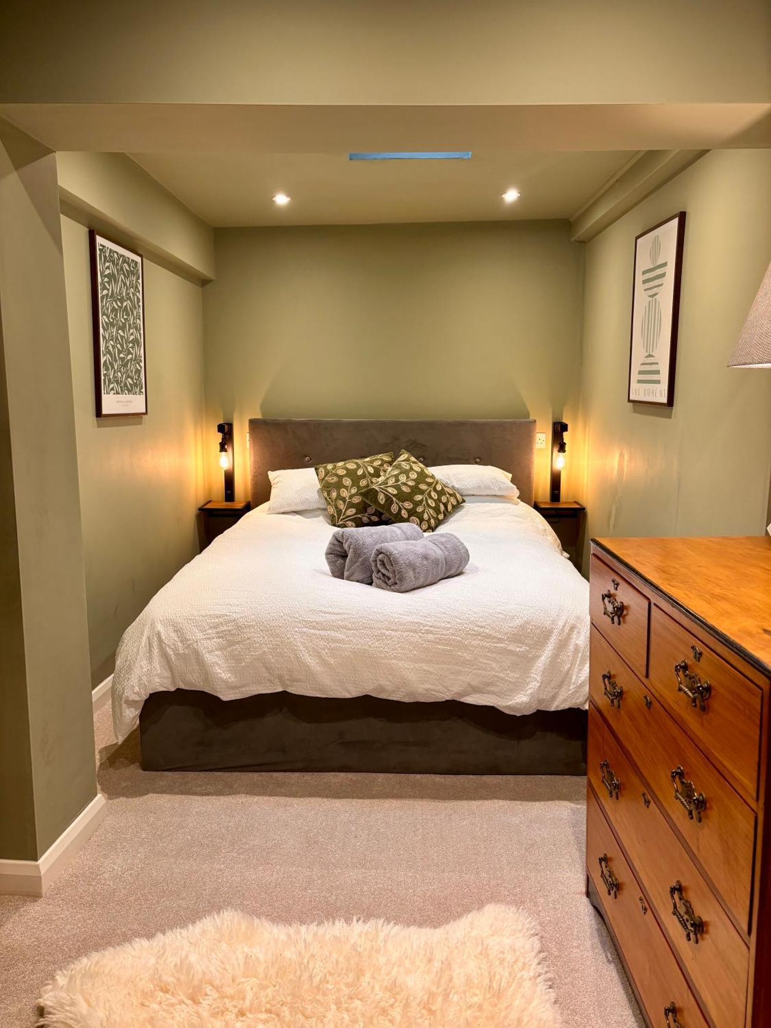 Viaduct River View & Outdoor Bath - Couples Retreat Calstock Exterior photo